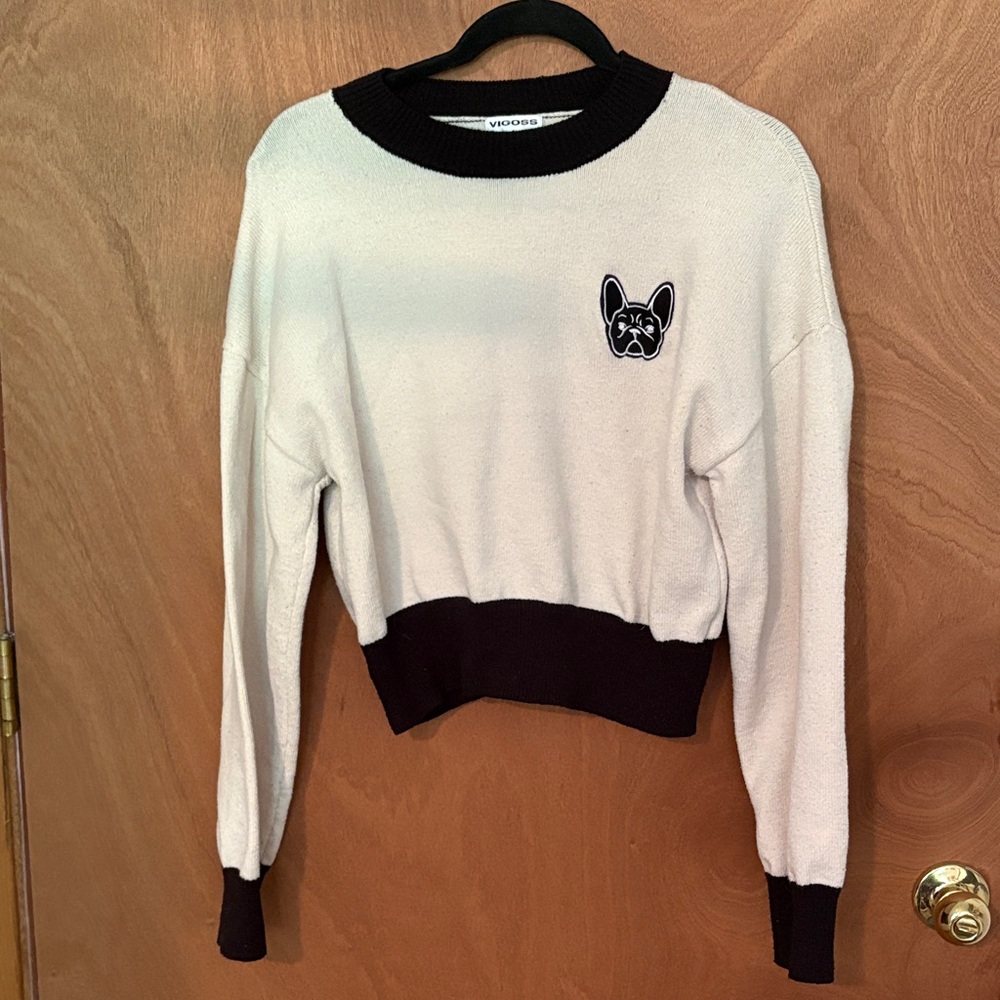Vigoss Black and White Crew Neck Sweater